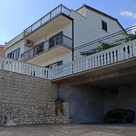 Zuzul - Apartment Trogir