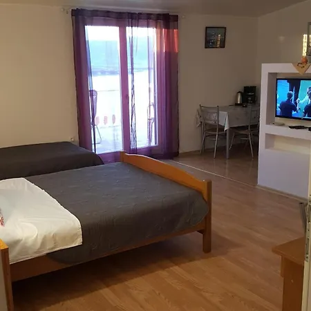 Zuzul - Apartment *